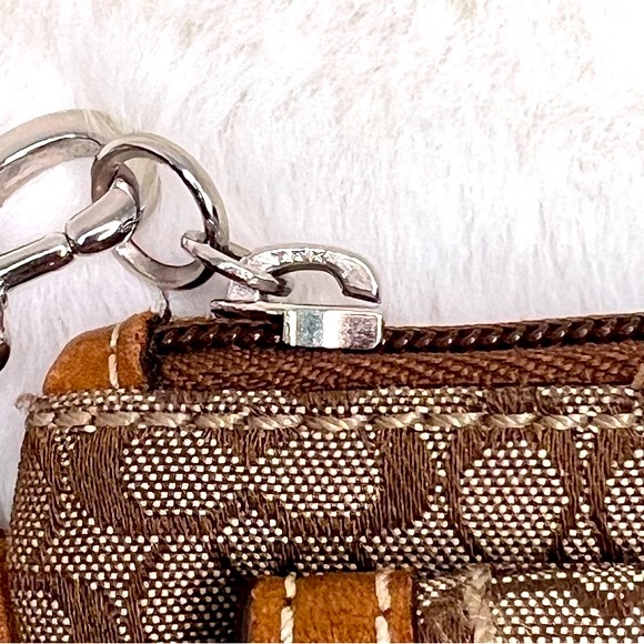 Coach Wristlet Brown Jacquard Signature Two Pockets Buckle Front - Picture 11 of 16